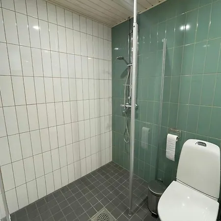 Spacious For 5 奥卢